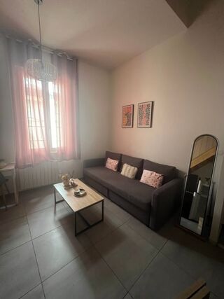  Appartement à louer 1 pièce 35 m²