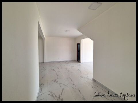  Maison � louer 6 pi�ces 209 m�