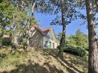  Villa  vendre 10 pices 250 m