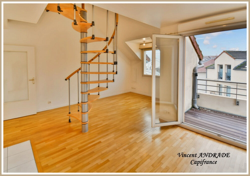 Appartement 2 pièces BRETIGNY SUR ORGE Dernier étage avec Mezzanine en duplex,2 balcons, parking