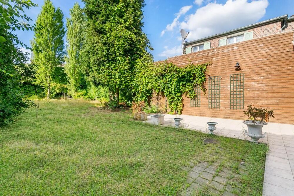 Vente Maison ROUBAIX – MAISON DE CARACTÈRE – ENV. 290 M² – 7 CHAMBRES – JARDIN DE PLUS DE 500 M² Roubaix