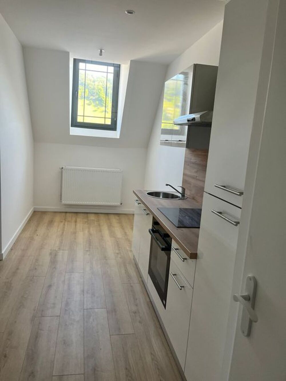 Location Appartement Appartement de 52m2 à louer sur Saint-Léger-du-Bourg-Denis Saint leger du bourg denis