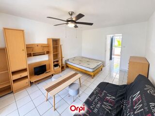 Vente Appartement ORPI BOUCAN CANOT – Studio avec terrasse et parking, à deux pas de la plage Saint paul