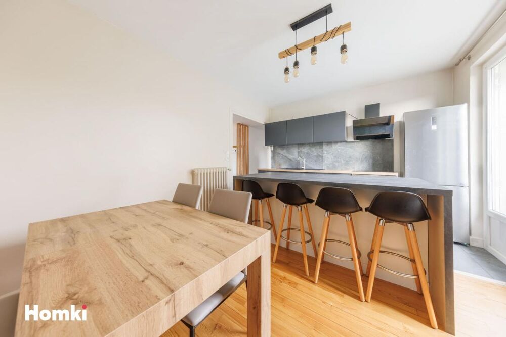 Appartement T4 de 87 m² à Clermont-Ferrand 63100, Rue de Chalonnax