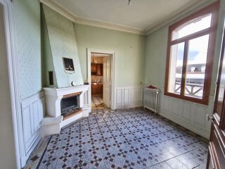 Villa � vendre 9 pi�ces 232 m�