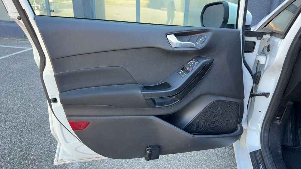 Fiesta 1.0 Ecoboost 100 Cool & Connect 2019 occasion 26120 Chabeuil