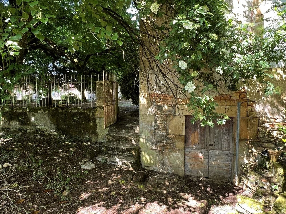 Maison de Maitre à Coulaures 7 pièce(s) 160 m2