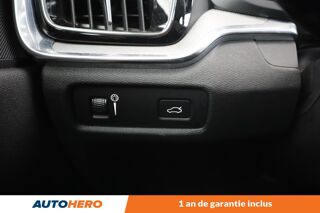 V60 2.0 D4 R-Design Geartronic 8 190 ch 2020 occasion 92130 Issy-les-Moulineaux