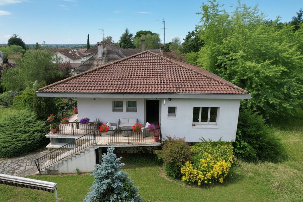 Vente Maison Maison Vierzon 4 pièce(s) 159 m2 Vierzon