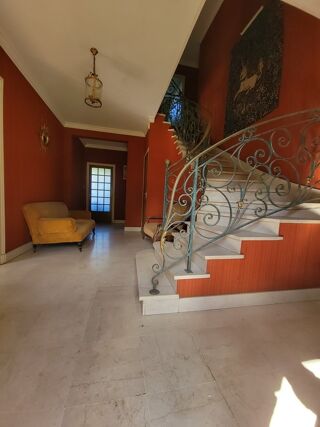  Maison � vendre 8 pi�ces 245 m�