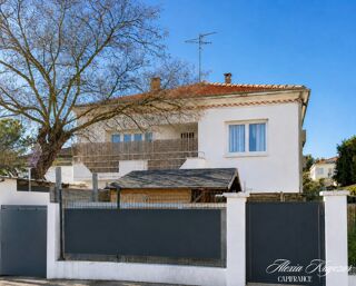  Immeuble à vendre 10 pièces 238 m²
