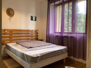  Appartement à louer 5 pièces 74 m²
