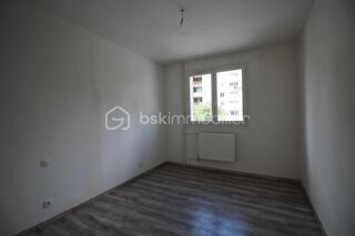  Appartement à vendre 5 pièces 75 m²