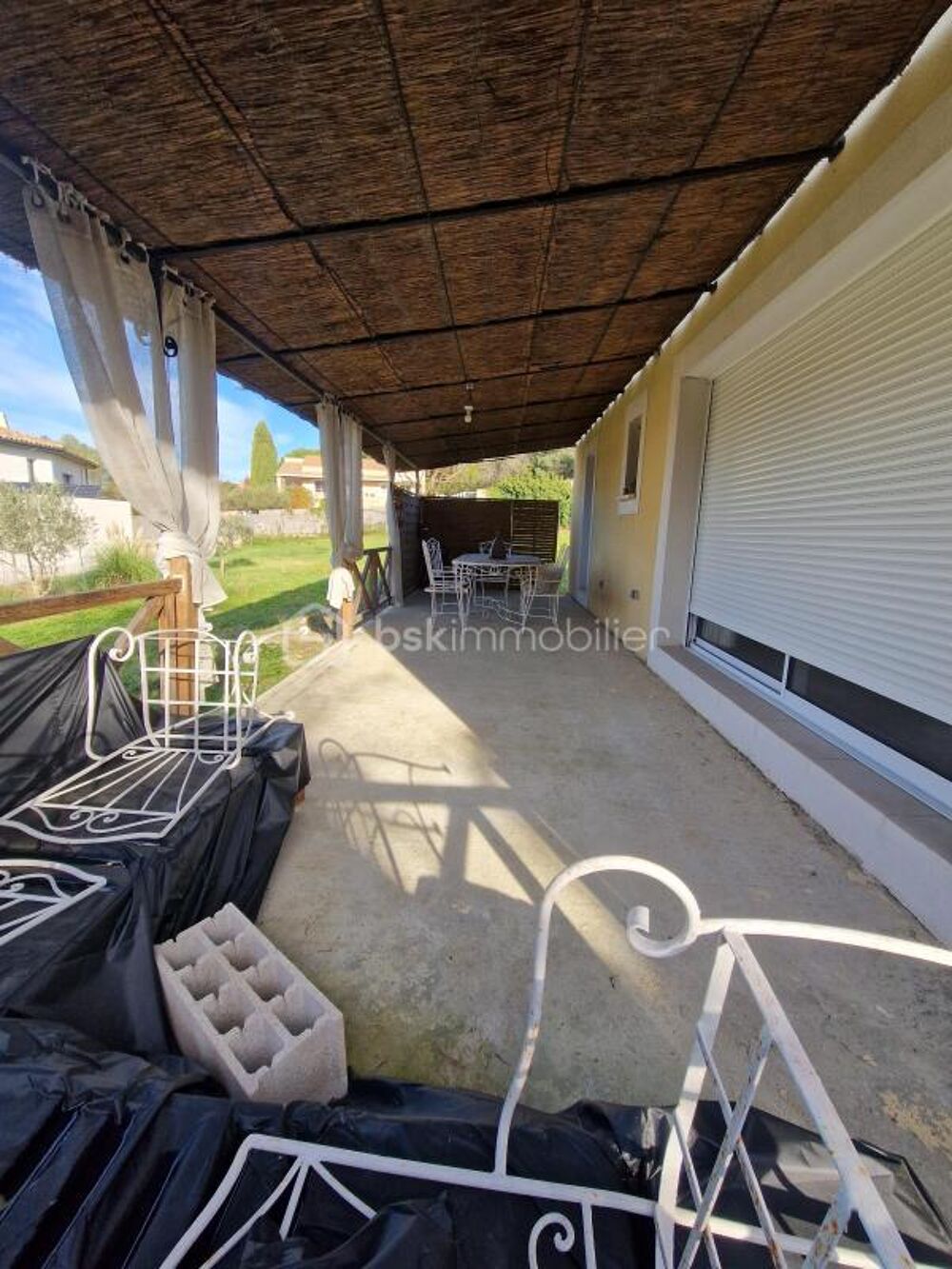 Rare sur le secteur! Maison Clef en main de 2018 de 94m² avec un garage de 21m² sur un terrain piscinable de 841m²