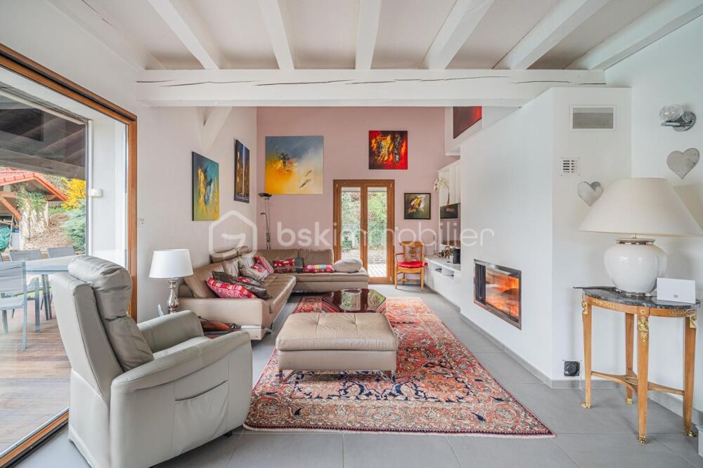 � vendre  Propri�t�/ch�teau Bri�-et-Angonnes (38320)