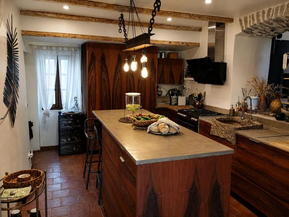 à vendre  Propriété/château Tornac (30140)