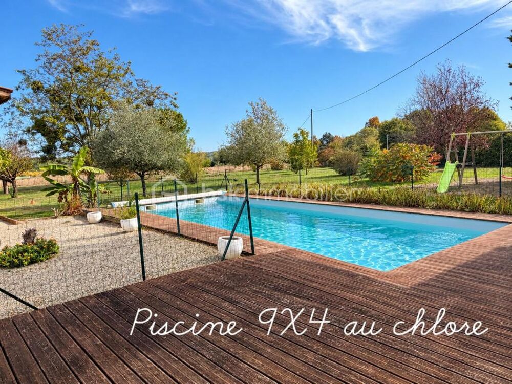 Vente Propriété/Château Maison de campagne implantée sur un terrain de 6000 mètres avec piscine, garage et poulailler et un appartement T3 Laas