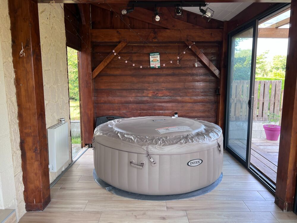 Maison à vendre 5 chambres BUSSAC SUR CHARENTE (17)
