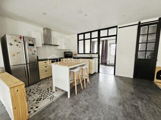  Maison � vendre 8 pi�ces 250 m�