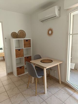  Appartement à louer 2 pièces 32 m²