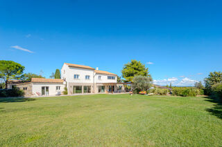  Maison � vendre 8 pi�ces 335 m�