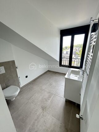  Appartement à louer 1 pièce 28 m²
