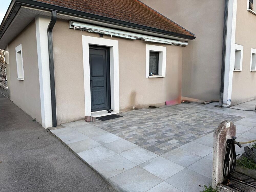 Maison récente de 2015 à Allériot 7 pièce(s) 150 m2 DPE B GES A