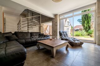  Maison  vendre 6 pices 182 m