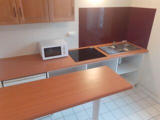  Appartement à louer 2 pièces 32 m²