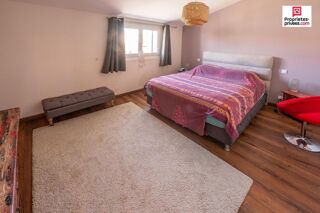  Villa � vendre 4 pi�ces 140 m�