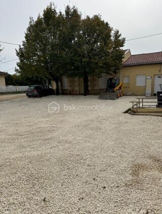  Immeuble � vendre 12 pi�ces 209 m�