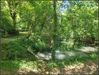  Maison  vendre 15 + pices 470 m