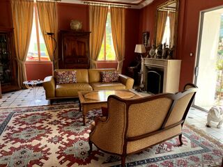  Maison � vendre 9 pi�ces 330 m�