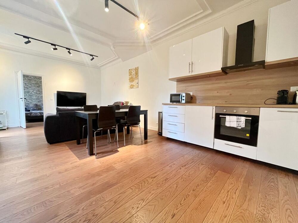 Location Appartement Appartement avec jardin cité Lemercier Paris 17