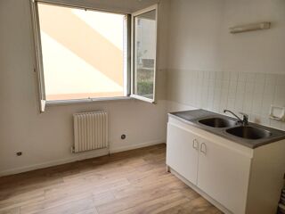  Appartement à louer 1 pièce 32 m²