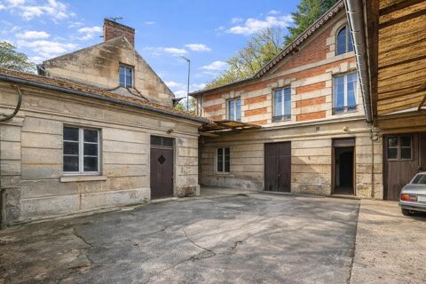   Maison de 5 pi�ces de 150 m� � Pierrefonds Maison - 4 pi�ce(s) - 150 m�