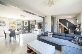  Maison � vendre 10 pi�ces 201 m�