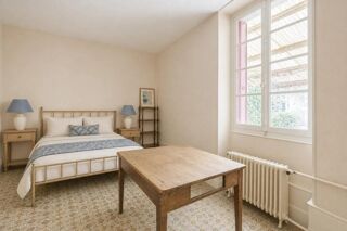  Maison à vendre 10 pièces 240 m²