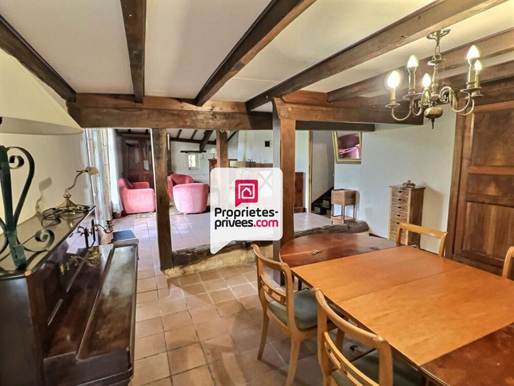 Maison T6 d'env. 163m² avec 4 ch. avec jardin au calme sur CHATEAU-L'EVEQUE (24460)