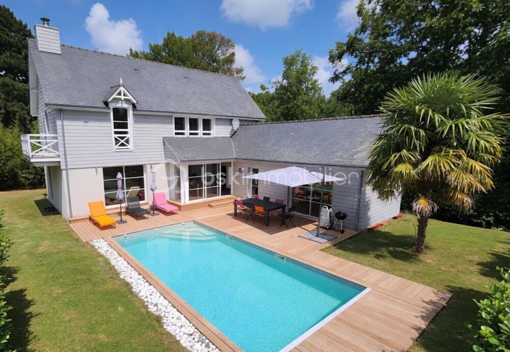 Maison contemporaine familiale de 188 m² avec piscine  Plouër-sur-Rance