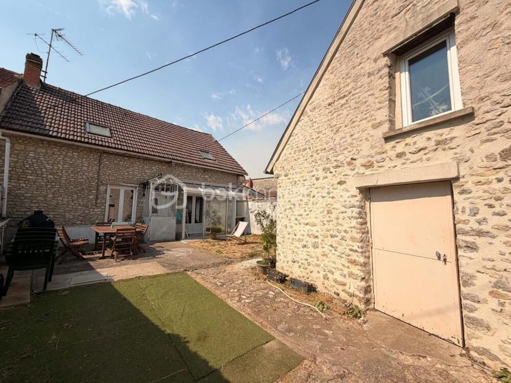 Vente Maison Charmante maison en pierre 3 chambres avec suite parentale à Pannecières Pannecieres