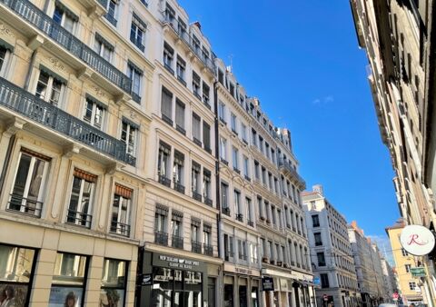 Dpt Rhône (69), à vendre LYON 2ème ARRONDISSEMENT appartement T3 de 53,52 m2 loi carrez 225000 Lyon 2