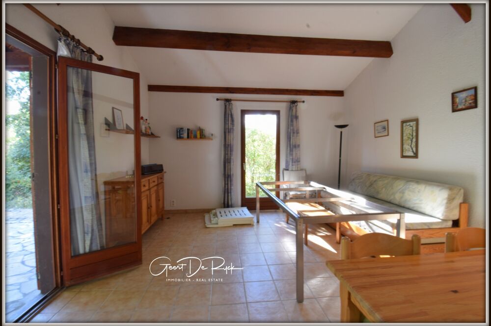 Vente Maison QUILLAN (AUDE, OCCITANIE) – Maison T3 PP meublée avec terrasse, au calme et au cœur de la verdure dans une résidence Quillan