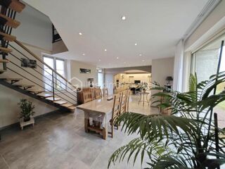  Maison à vendre 9 pièces 192 m²