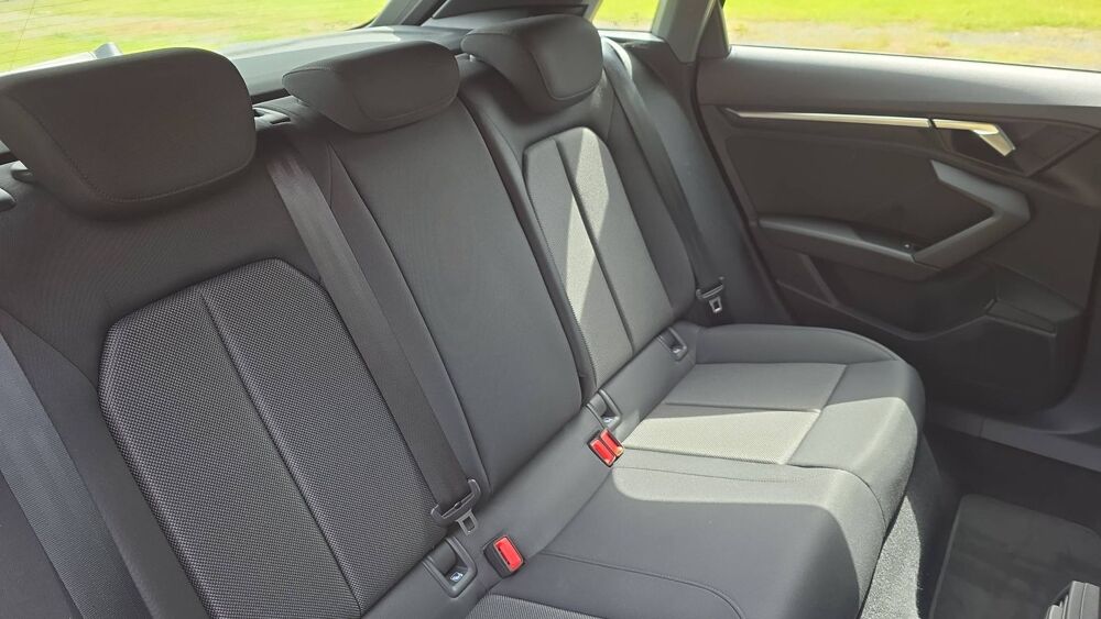 A3 1.5 TFSI 150 S-Tronic 7 Buisness - Automatique Entretien con 2024 occasion 95000 Cergy