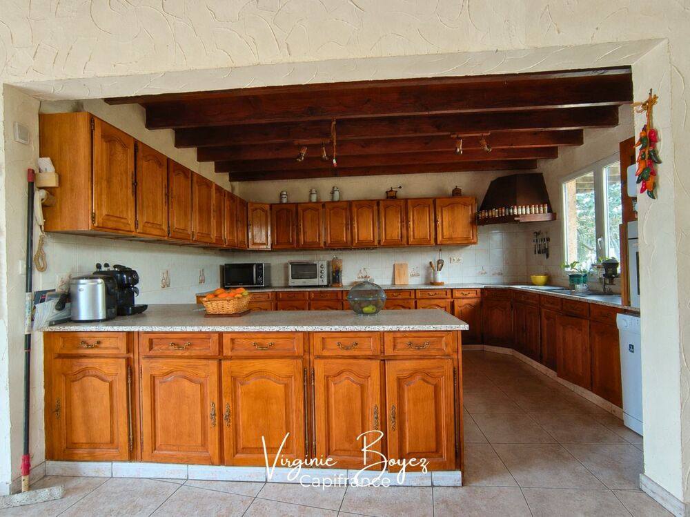 Propriété familiale de 240 m²  Plain-pied  Terrain de 3 000 m²  Oye-Plage