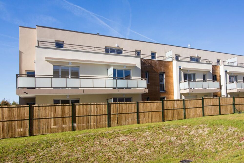 BORDEROUGE - T4 AVEC GRANDE TERRASSE ET 2 PARKINGS
