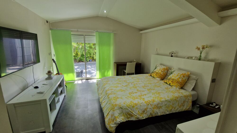 à vendre  Villa Baie-Mahault (97122)