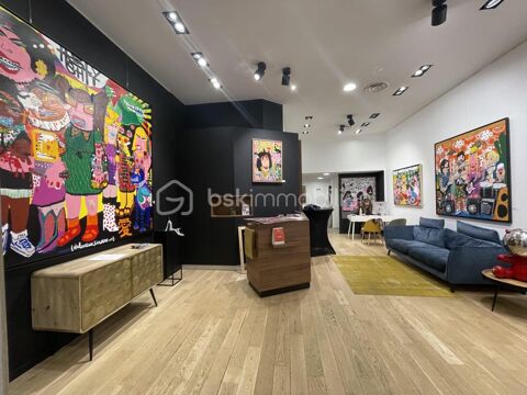   À céder – Bail commercial 54 m² + mezzanine 18 m² – Emplacement premium rue Thomassin (centre-ville, métro et parking à proximit 