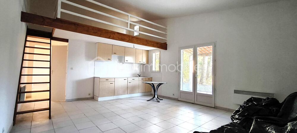 Maison avec un jardin et un garage , au pied du Luberon , sur Cheval-Blanc